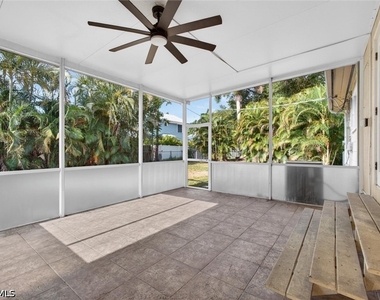 1420 Maravilla Avenue - Photo Thumbnail 40