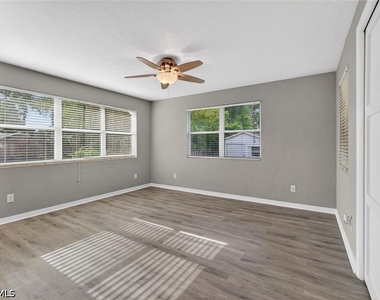 1420 Maravilla Avenue - Photo Thumbnail 29