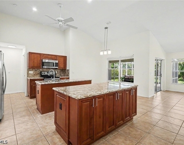6643 Craven Hill Way - Photo Thumbnail 2