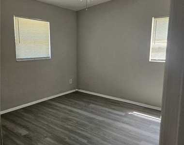 3022 Guava Street - Photo Thumbnail 7