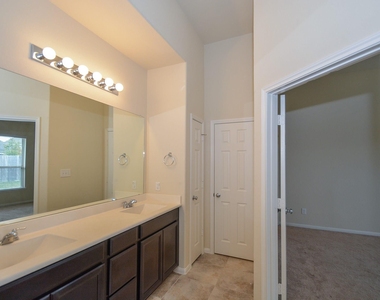 20215 Stonebridge Terrace Drive - Photo Thumbnail 17