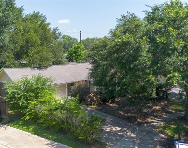 5338 Creekbend Drive - Photo Thumbnail 32