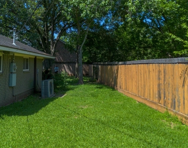 5338 Creekbend Drive - Photo Thumbnail 38