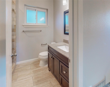 5338 Creekbend Drive - Photo Thumbnail 2
