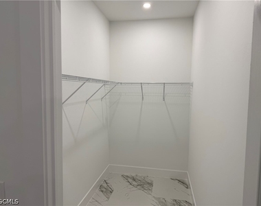 3203 24th Street Sw - Photo Thumbnail 8