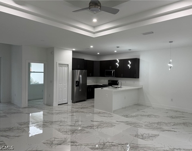 3203 24th Street Sw - Photo Thumbnail 2