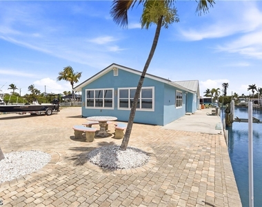2669 Coco Plum Drive - Photo Thumbnail 1