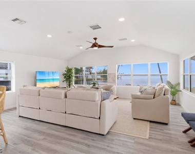 2669 Coco Plum Drive - Photo Thumbnail 5