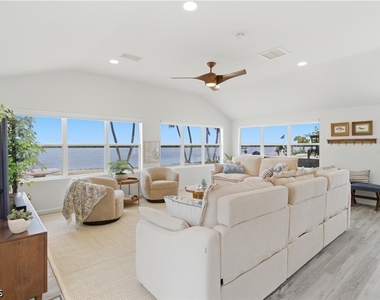 2669 Coco Plum Drive - Photo Thumbnail 4