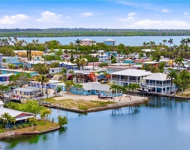 2669 Coco Plum Drive - Photo Thumbnail 42