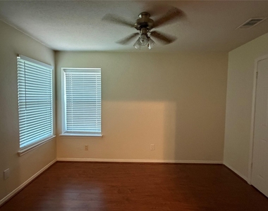 3359 Dew Point Lane - Photo Thumbnail 15
