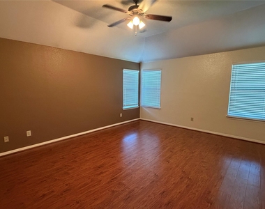 3359 Dew Point Lane - Photo Thumbnail 13