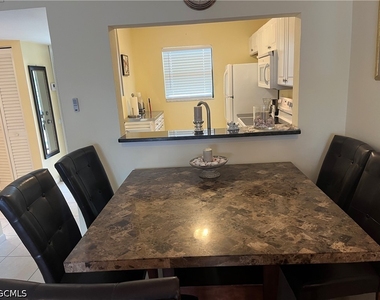 9261 Central Park Drive - Photo Thumbnail 2