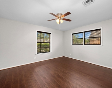 10139 Knoboak Drive - Photo Thumbnail 12