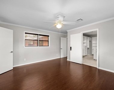 10139 Knoboak Drive - Photo Thumbnail 8