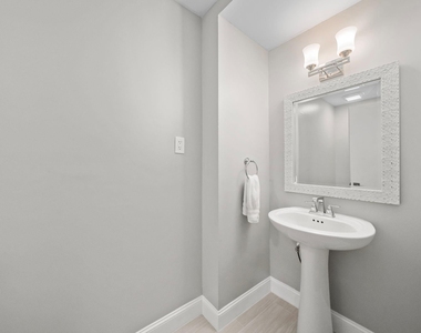 10139 Knoboak Drive - Photo Thumbnail 15