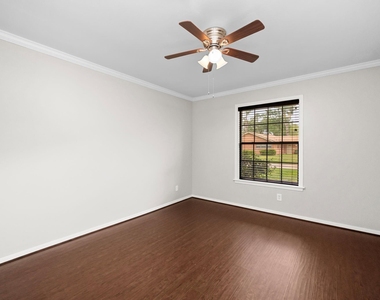 10139 Knoboak Drive - Photo Thumbnail 13