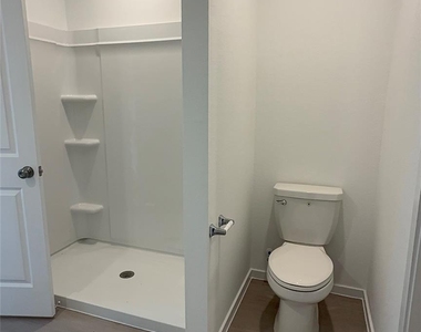 327 Parkin Court - Photo Thumbnail 16