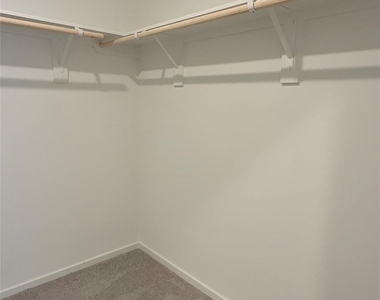 327 Parkin Court - Photo Thumbnail 18
