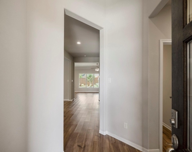 12197 Pearl Bay Court - Photo Thumbnail 4