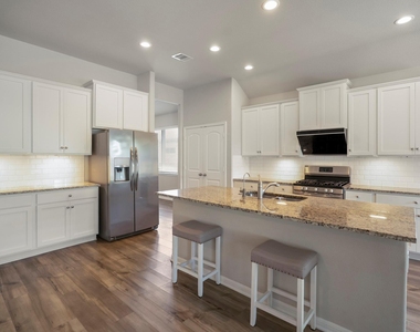 12197 Pearl Bay Court - Photo Thumbnail 19