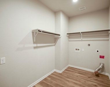 12197 Pearl Bay Court - Photo Thumbnail 11