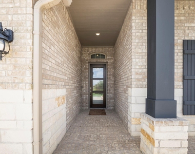 12197 Pearl Bay Court - Photo Thumbnail 3