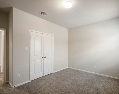 12197 Pearl Bay Court - Photo Thumbnail 8