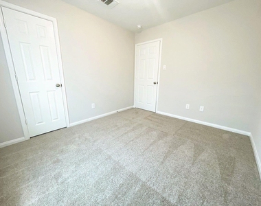 340 Road 5105 - Photo Thumbnail 7