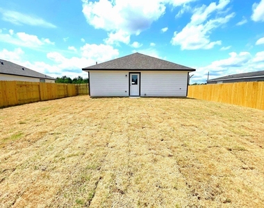 340 Road 5105 - Photo Thumbnail 15