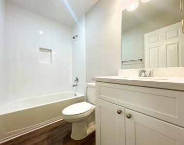 340 Road 5105 - Photo Thumbnail 12