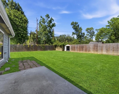 1727 Beckman Drive - Photo Thumbnail 21