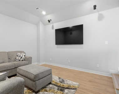 18800 N Bee Cave Springs Circle - Photo Thumbnail 28