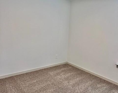 5026 Pine Haven Lane Lane - Photo Thumbnail 14