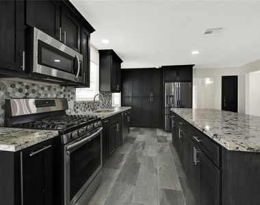 8603 Freewood Street - Photo Thumbnail 8