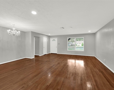 8603 Freewood Street - Photo Thumbnail 5