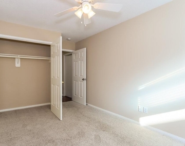 3223 Spring Ranch Lane - Photo Thumbnail 11