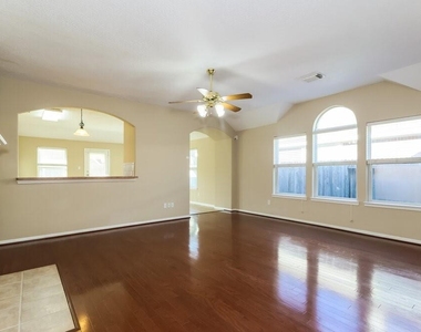 3223 Spring Ranch Lane - Photo Thumbnail 3