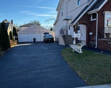 148 Hamilton - Photo Thumbnail 1