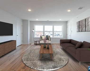 111 Monroe - Photo Thumbnail 1