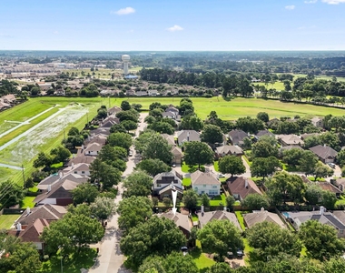 5802 Sawyer Bend Lane - Photo Thumbnail 38