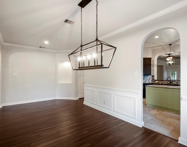 5802 Sawyer Bend Lane - Photo Thumbnail 6