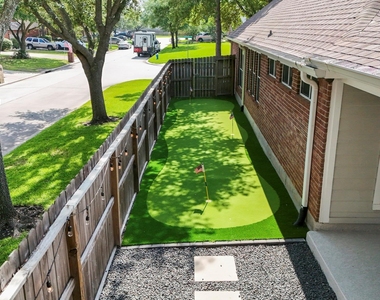 5802 Sawyer Bend Lane - Photo Thumbnail 37