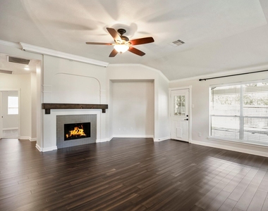 5802 Sawyer Bend Lane - Photo Thumbnail 13