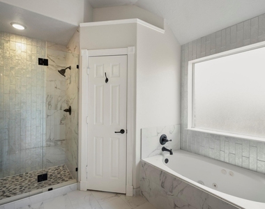 5802 Sawyer Bend Lane - Photo Thumbnail 22