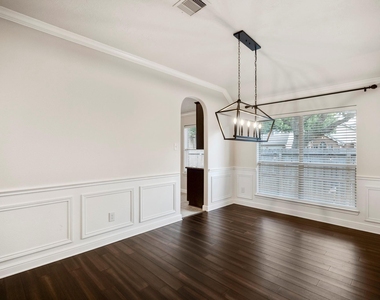 5802 Sawyer Bend Lane - Photo Thumbnail 5