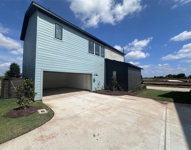 3331 Loam Lane - Photo Thumbnail 17