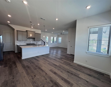 3331 Loam Lane - Photo Thumbnail 3