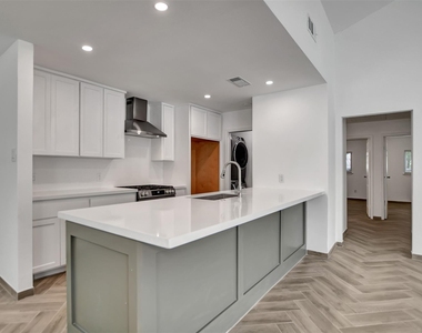 7 Bitterwood Court - Photo Thumbnail 14