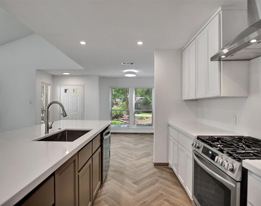 7 Bitterwood Court - Photo Thumbnail 18